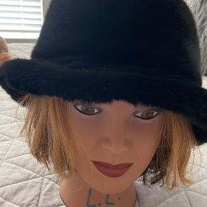 FAUX FUR shell 100% polyester lining 75% polyester 20% rayon hand wash cold